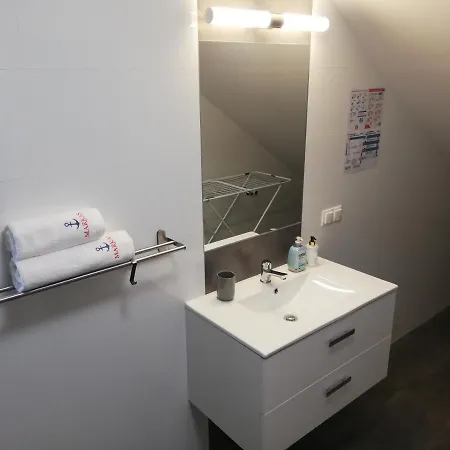 Habitación en casa particular Markas